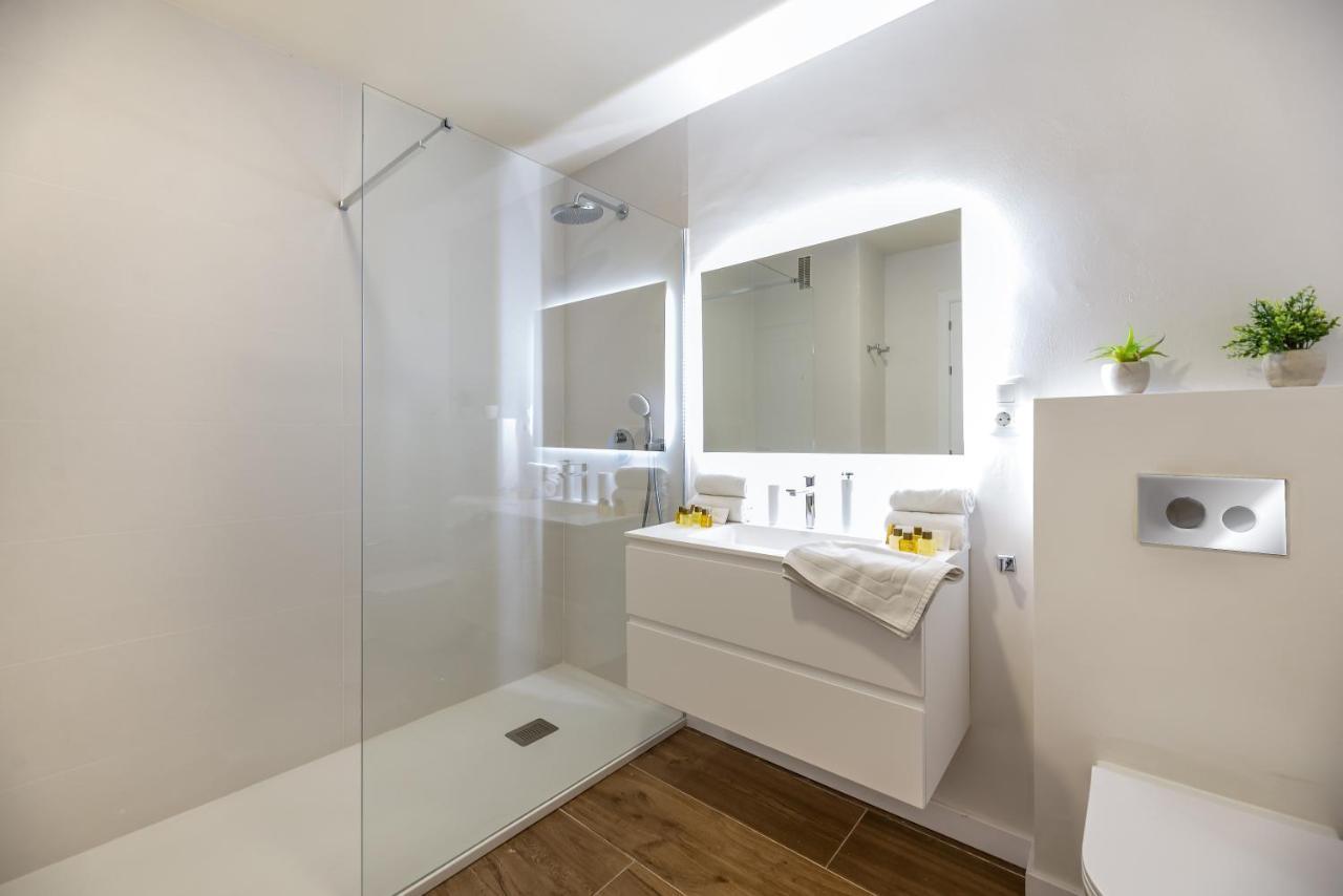 Vacation Marbella I Top 1 Puerto Banus Sea Front Rental, Renovated المظهر الخارجي الصورة